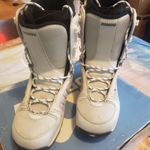 Morrow Woman's Snowboard Boots